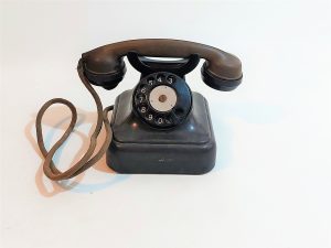 תמונה של טלפון מחוגים